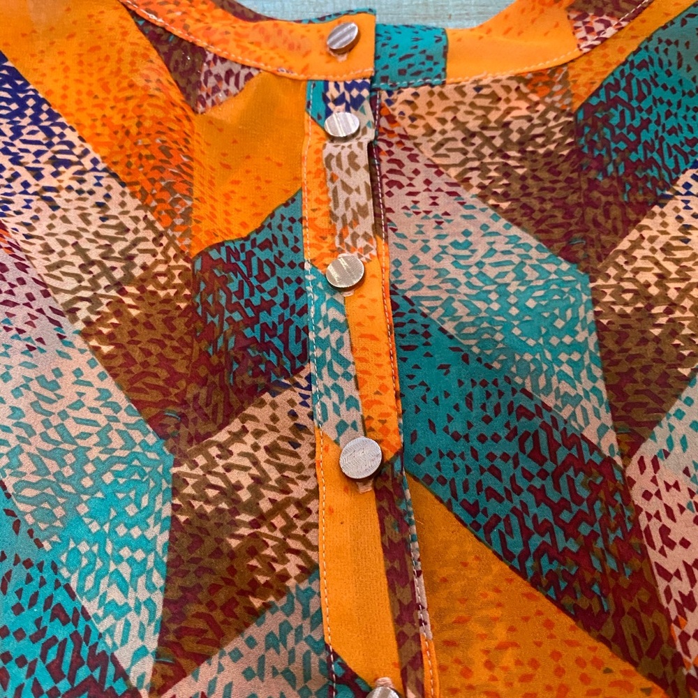 Astr The Label Colorful Split Back Sheer Top (M) - image 7